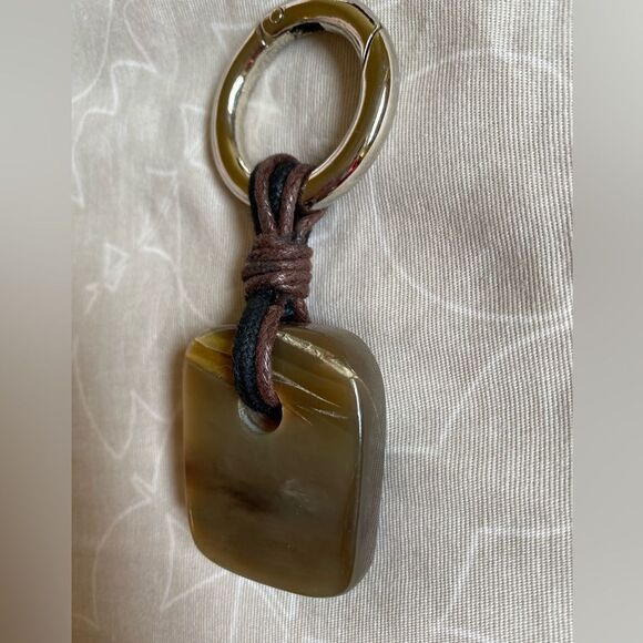 NEW Eco-Friendly Key Chain Handmade South American Artisans Unisex Neutral Gift - Picture 4 of 12
